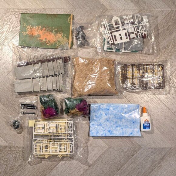 Life Like Trains HO Scale Santa Fe Train Set - See Description - Picture 7 of 11